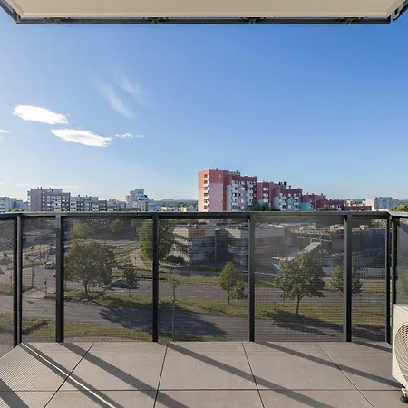 Apartment Air Conditioned With Mountain View, Parking And Balcony By Renters Tychy