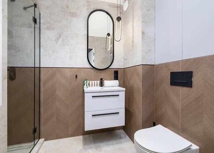 דירה Air Conditioned With Mountain View, Parking And Balcony By Renters טיצ'י